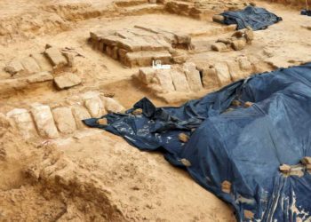 Trabajadores de la construcción en Gaza encuentran 31 tumbas de la época romana
