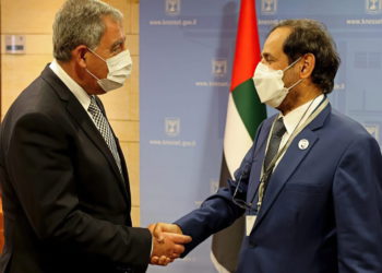 Por primera vez: una delegación parlamentaria de los EAU visita la Knesset