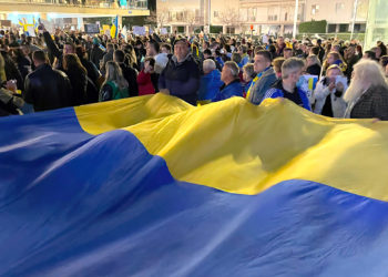 Multitudinaria protesta en Tel Aviv contra la invasión rusa de Ucrania