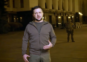 Al cumplirse un mes de la invasión: Zelensky insta al mundo a protestar contra la guerra rusa