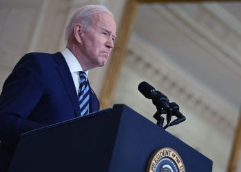 Moscú dice que los comentarios de Biden ponen en peligro los lazos ruso-estadounidenses