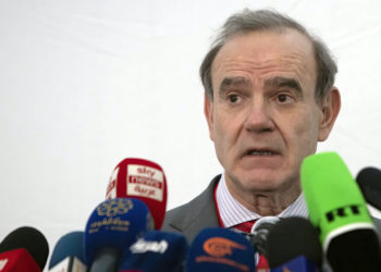 El enviado de la UE viaja a Teherán en un intento de cerrar las “brechas restantes” en las conversaciones por el Acuerdo Nuclear