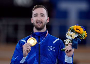 Gimnasta israelí Artem Dolgopyat se lleva el oro en la Copa del Mundo de El Cairo