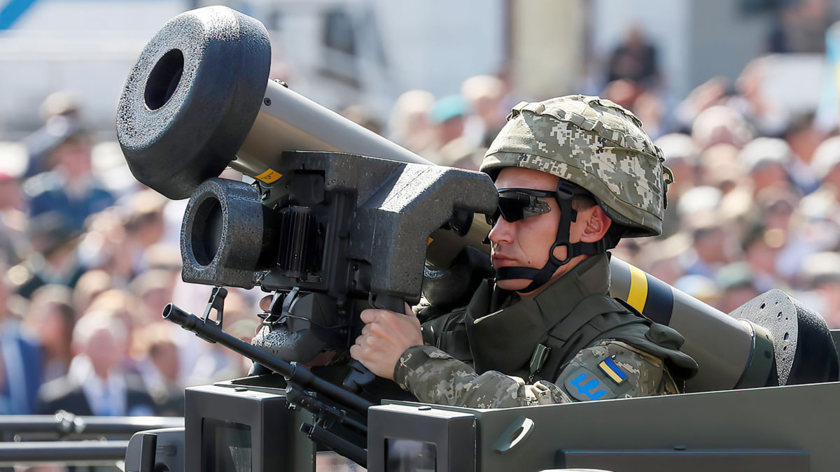 Las armas que convierten a los cazadores rusos en presas