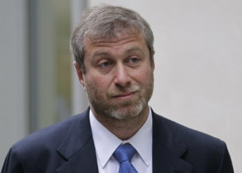 Roman Abramovich y los negociadores ucranianos sufrieron un presunto envenenamiento