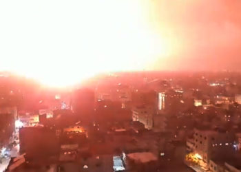 Israel ataca objetivos terroristas en Gaza después del lanzamiento de un cohete