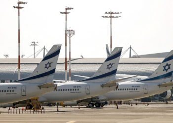 Avión de El Al realiza un aterrizaje de emergencia inmediatamente después del despegue en Ben Gurion