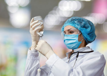 Un fármaco israelí 2 en 1 contra el cáncer se muestra prometedor para potenciar la quimio e inmunoterapia