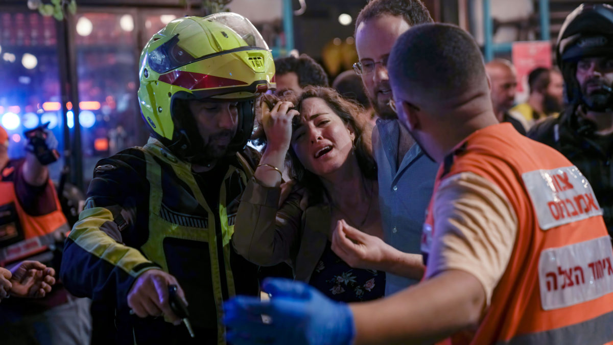 Los supervivientes describen el horror del ataque en el bar de Tel Aviv