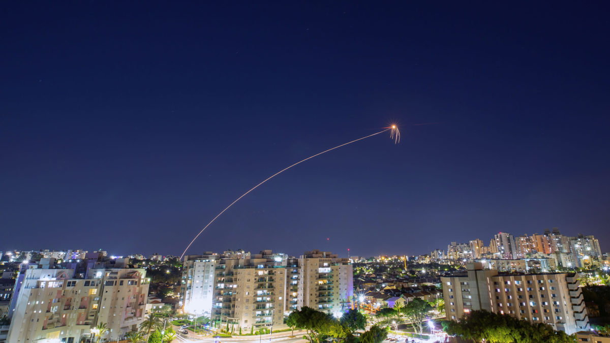 La Cúpula de Hierro de Israel intercepta un cohete de Gaza