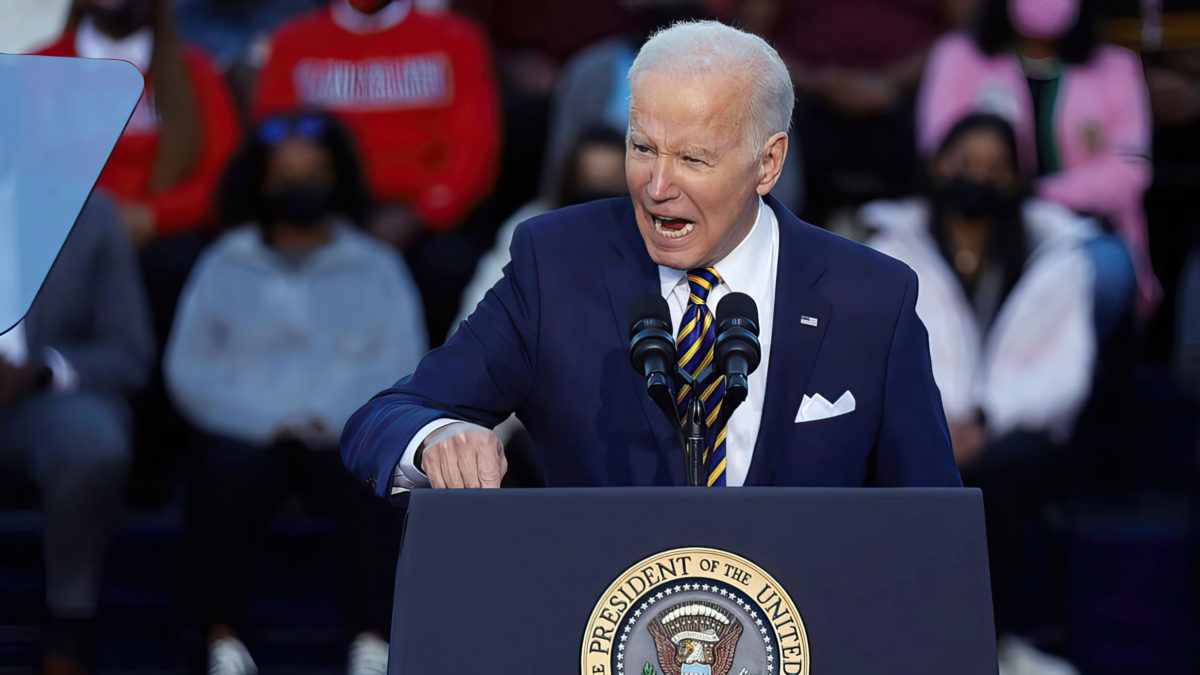 Joe Biden es una amenaza para la paz mundial