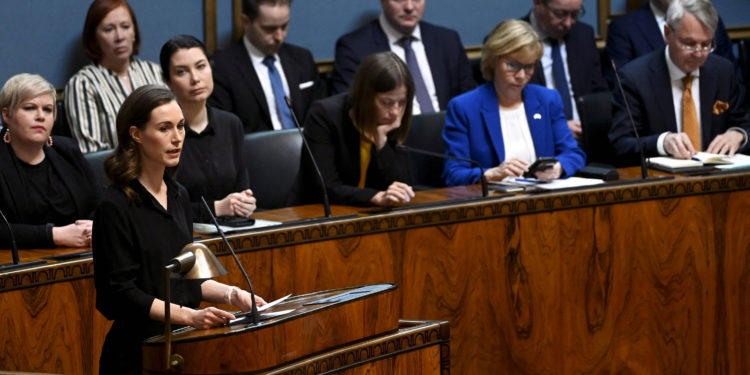 El Parlamento finlandés vota a favor de la solicitud de ingreso en la OTAN
