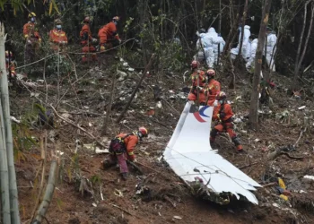 La caja negra de China Eastern apunta a una caída en picado intencionada