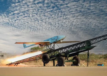 Un avión no tripulado se ve durante un ejercicio del ejército iraní apodado 'Zulfiqar 1400', en la zona costera del Golfo de Omán, Irán, noviembre, 2021