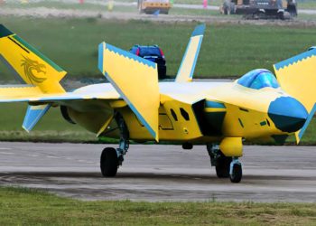 China despliega el J-20 de China para contrarrestar el caza F-35