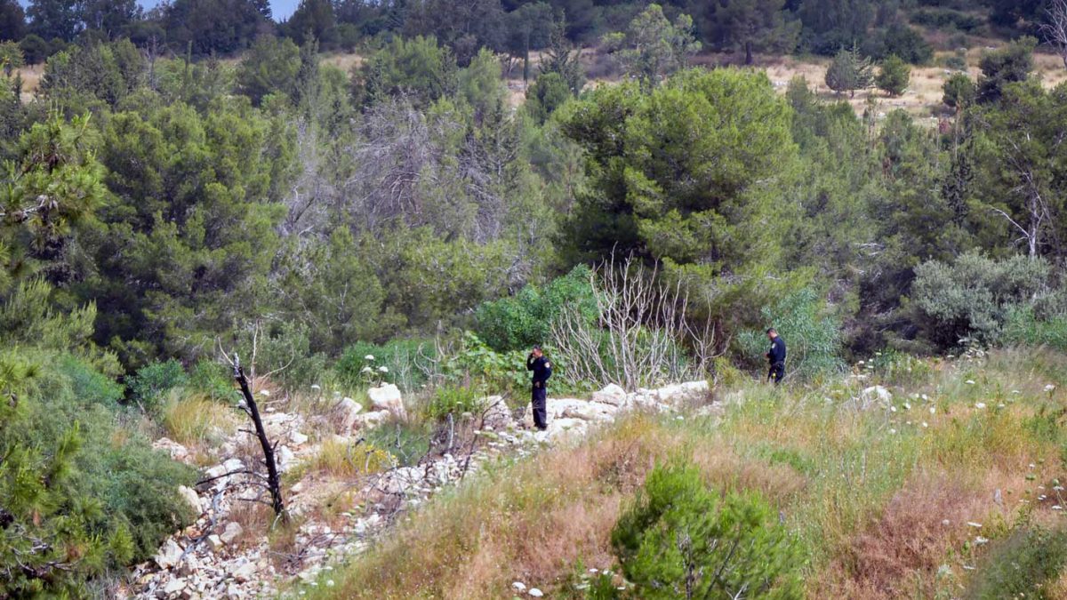 La policía amplía la búsqueda de los terroristas del Elad en Rosh Ha'ayin