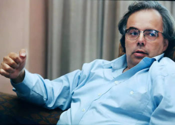 Diplomático Uri Savir, destacado arquitecto de los Acuerdos de Oslo, muere a los 69 años