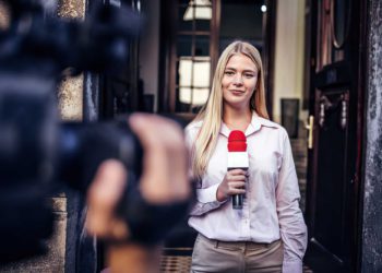 Oficina de prensa israelí lanza curso de hebreo para periodista