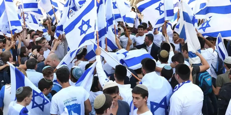 Israel advierte a Hamás contra el lanzamiento de cohetes durante la marcha de las banderas en Jerusalén