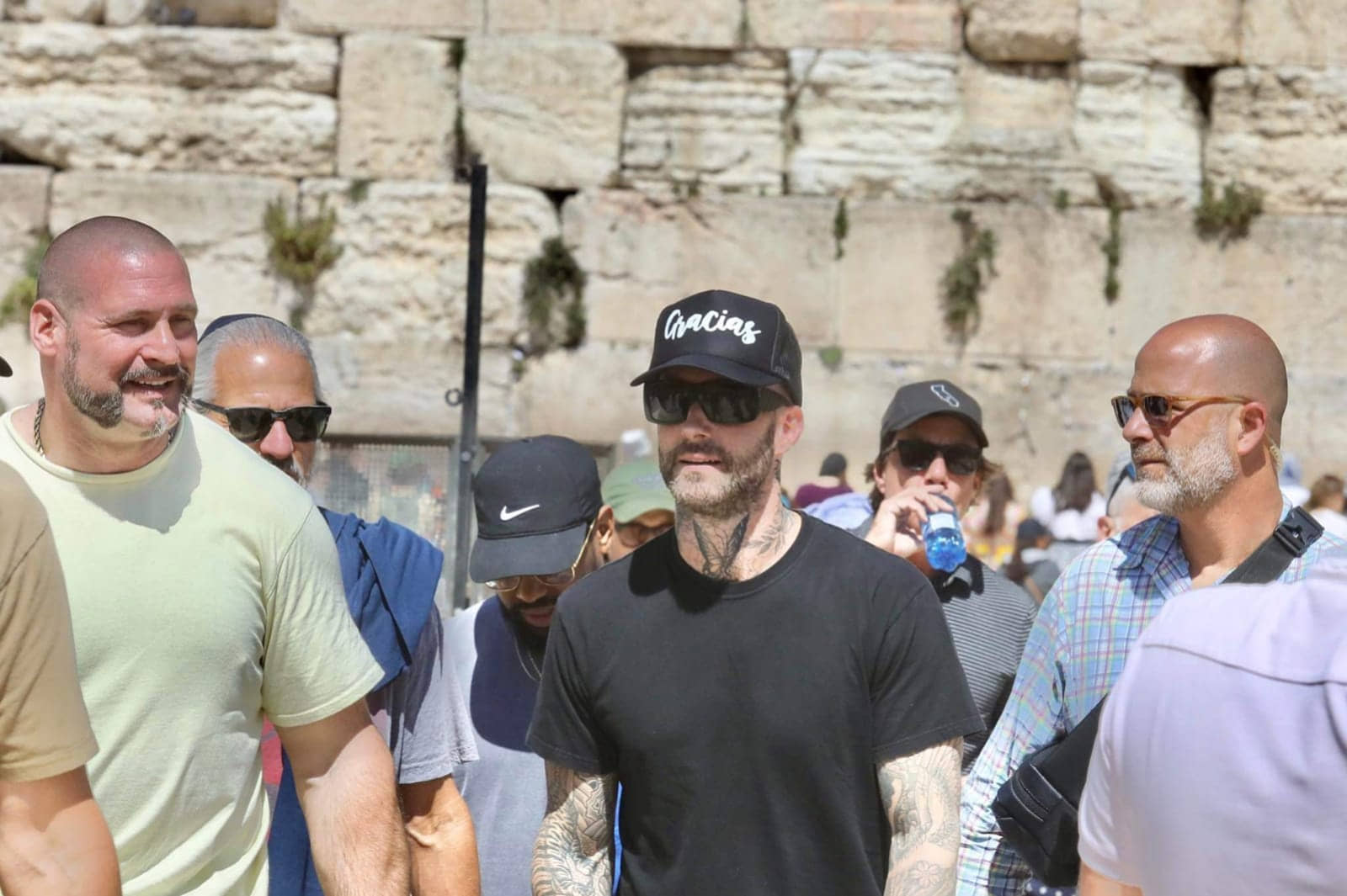 Maroon 5 visita el Muro Occidental antes sus conciertos en Tel Aviv