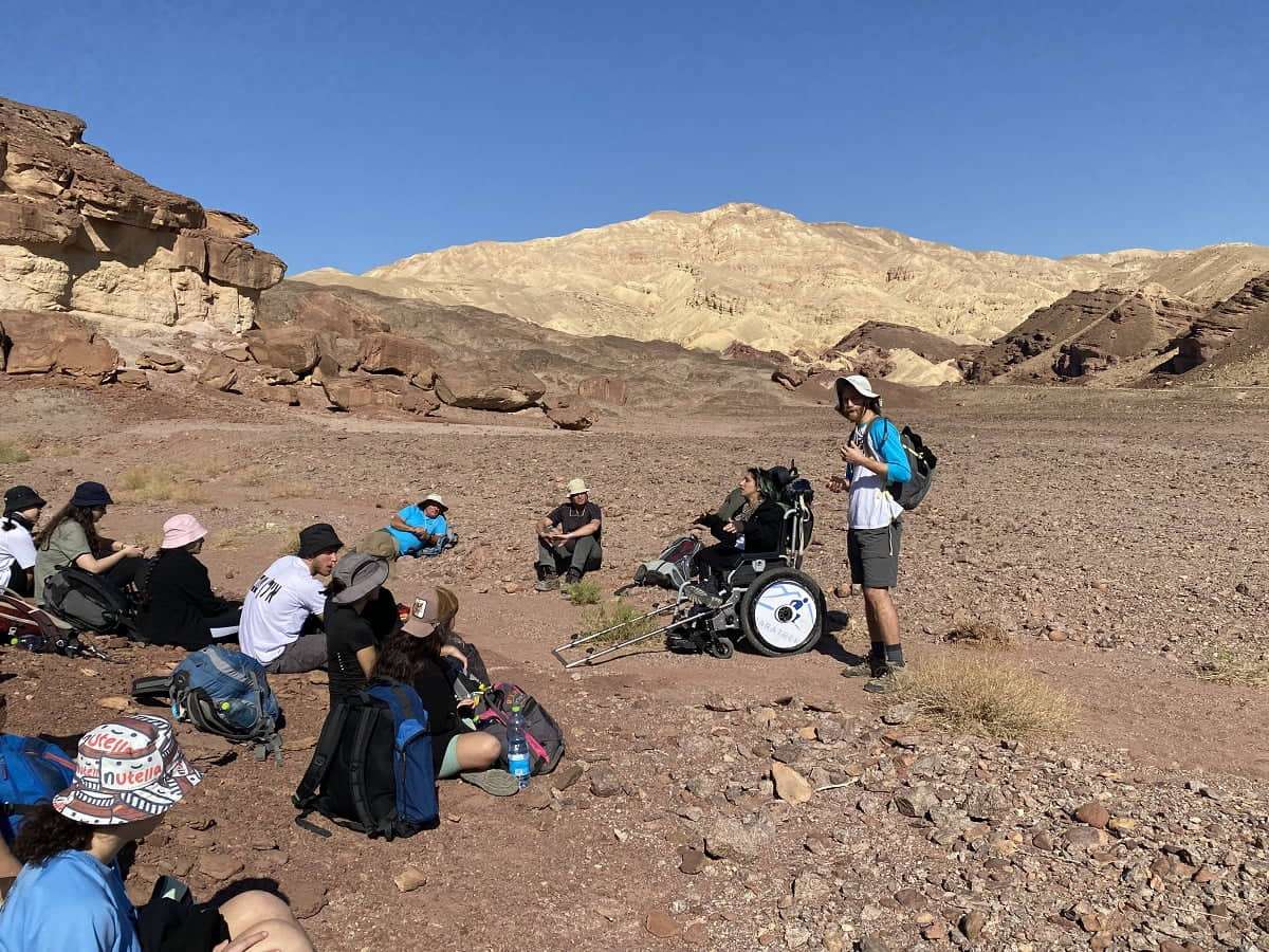 La israelí Paratrek diseña silla de ruedas para que el senderismo sea “accesible para todos”