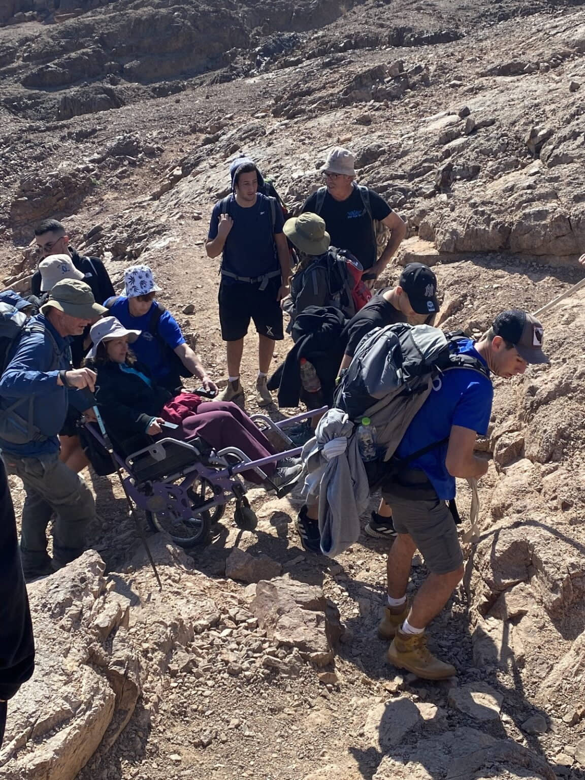 La israelí Paratrek diseña silla de ruedas para que el senderismo sea “accesible para todos”