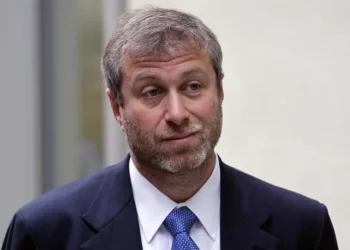 La verdad detrás del regalo de Putin a su ex profesora: el papel de Abramovich