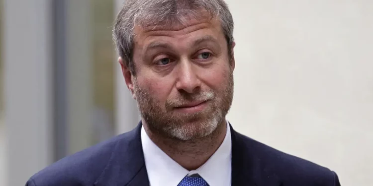 La verdad detrás del regalo de Putin a su ex profesora: el papel de Abramovich