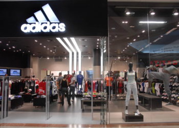 Electra Consumer Products comprará 18 tiendas Adidas