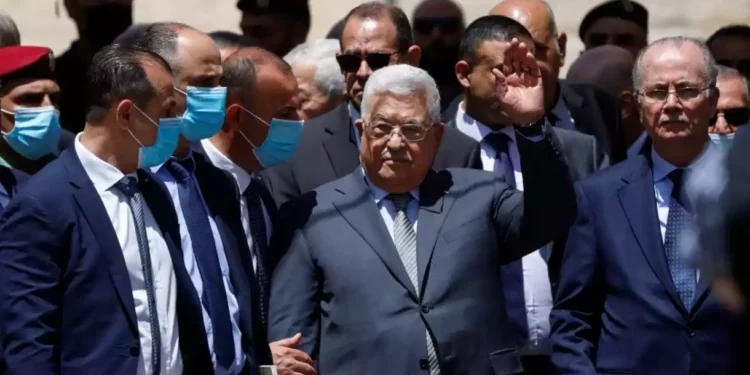 Los rumores sobre la debilitada salud de Mahmud Abbas resurgen