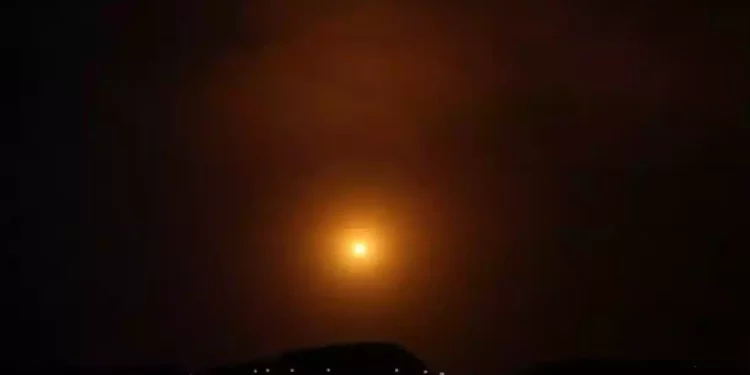 Aviones israelíes atacan bases iraníes al sur de Damasco