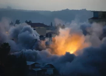 Dos palestinos muertos en enfrentamientos en Judea y Samaria mientras las FDI arrasan la casa del terrorista de la masacre en Bnei Brak