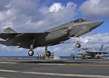 La Armada estadounidense está reduciendo el número de cazas furtivos F-35C