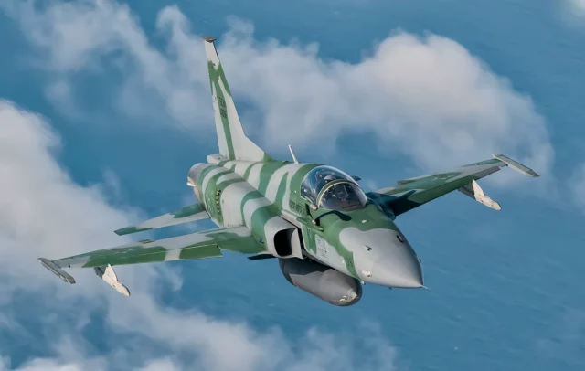 Por qué se cree que el F-5 es realmente un MiG-28 ruso