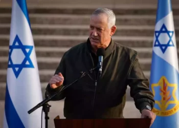 Gantz insta a un refuerzo militar liderado por EE.UU. contra Irán