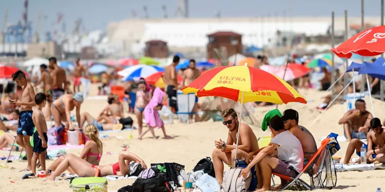 La ola de calor en Israel alcanza su máximo nivel el sábado