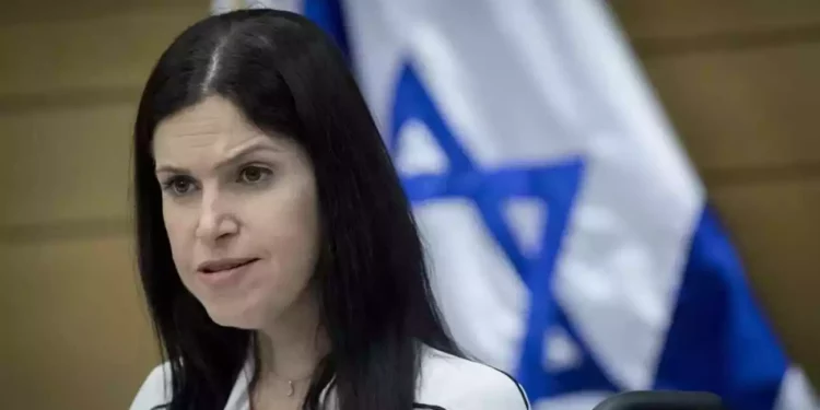 Ministra de Energía advierte al Líbano: No amenacen a Israel