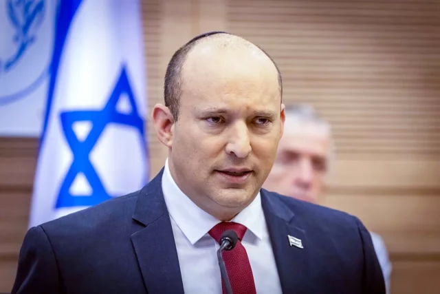 Bennett: Irán está “peligrosamente” cerca del arma nuclear