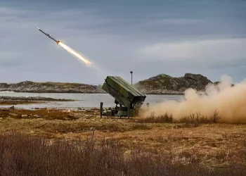 EE.UU. proporcionará a Ucrania un sistema de defensa aérea y apoyo de artillería