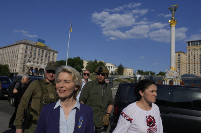 Rusia ataca un almacén de armas estadounidenses en el oeste de Ucrania