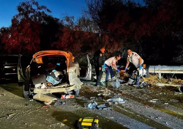 Muere un policía voluntario al atravesar un coche un control de alcoholemia