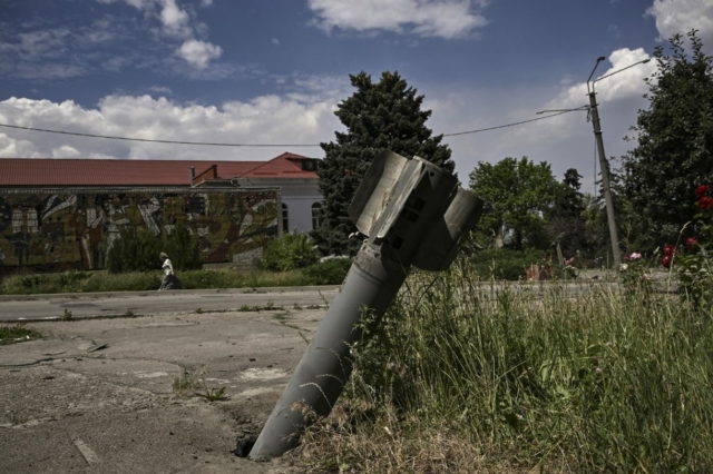 Rusia sigue bombardeando ciudades del este de Ucrania