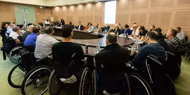 Knesset aprueba un proyecto de ley para aumentar la ayuda a los veteranos discapacitados de las FDI