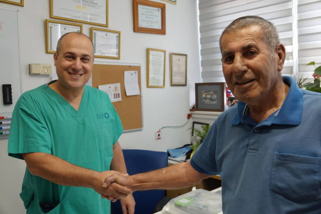 Hombre de 71 años con una grave lesión cardíaca se salva en hospital israelí