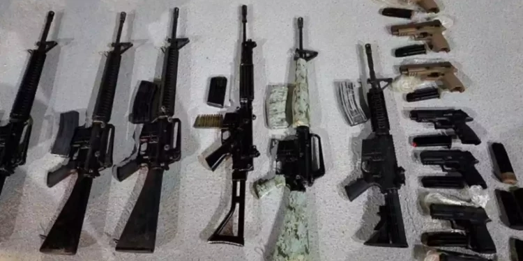 Las FDI confiscan armas por valor de millones de shekels procedentes de Jordania