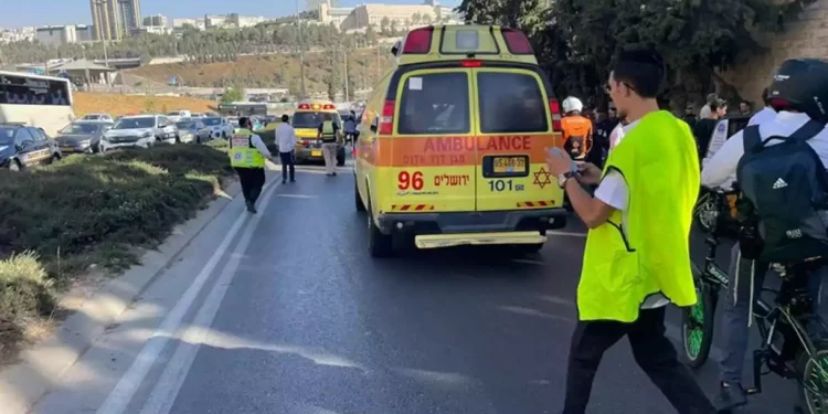 Terrorista usó destornillador para atacar pasajeros de un bus en Jerusalén