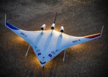 Estados Unidos quiere un avión cisterna con alas de murciélago