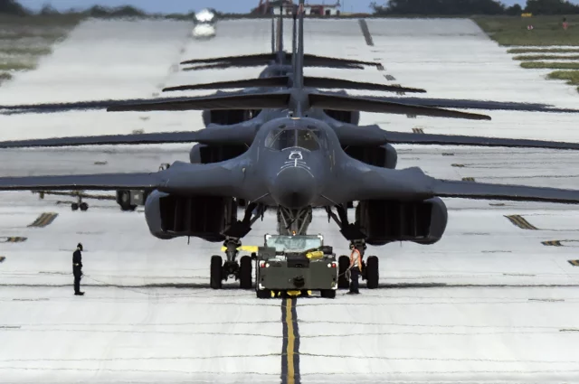 B-1 Lancer: El único bombardero supersónico de EE.UU.