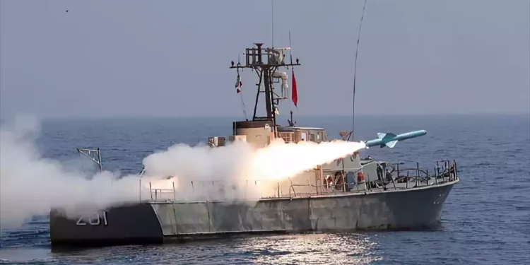 La amenaza naval iraní se intensifica
