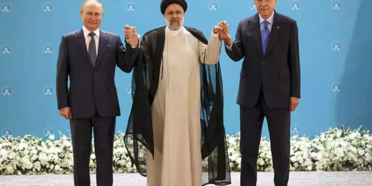 Irán, Rusia y Turquía se comprometen a seguir cooperando con Siria